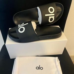 BRAND NEW MENS ALO SLIDES